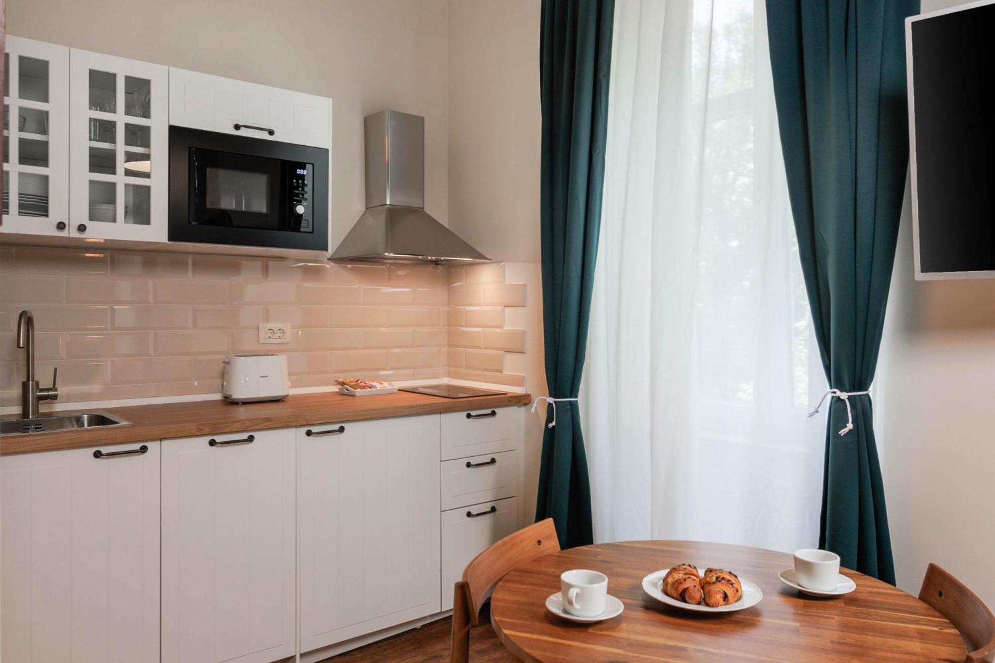Photel Studio Apartments Crikvenica Zewnętrze zdjęcie